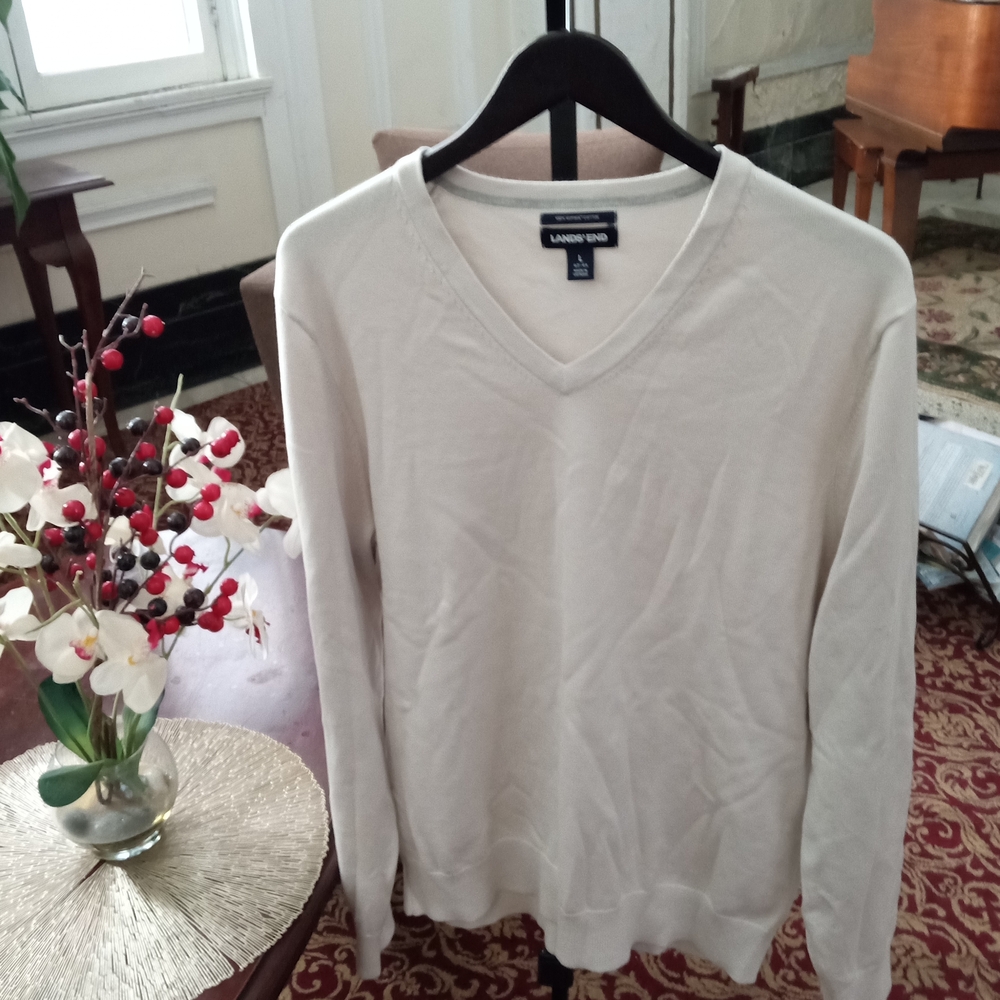 Lands' End Men's V-Neck Sweater in Cream